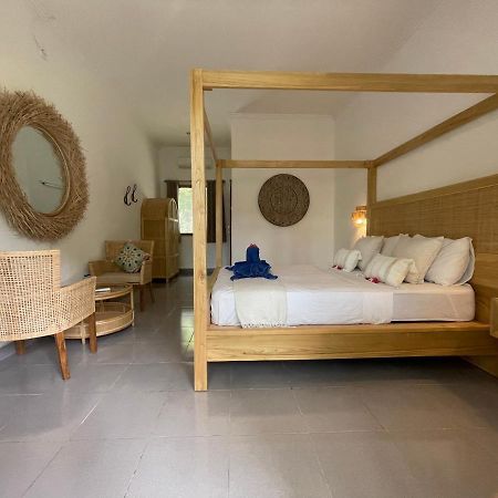 Blue Emocean Dive Resort Moyo Island Экстерьер фото