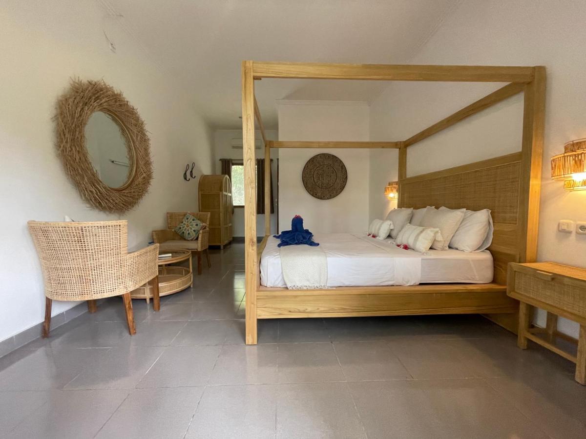Blue Emocean Dive Resort Moyo Island Экстерьер фото
