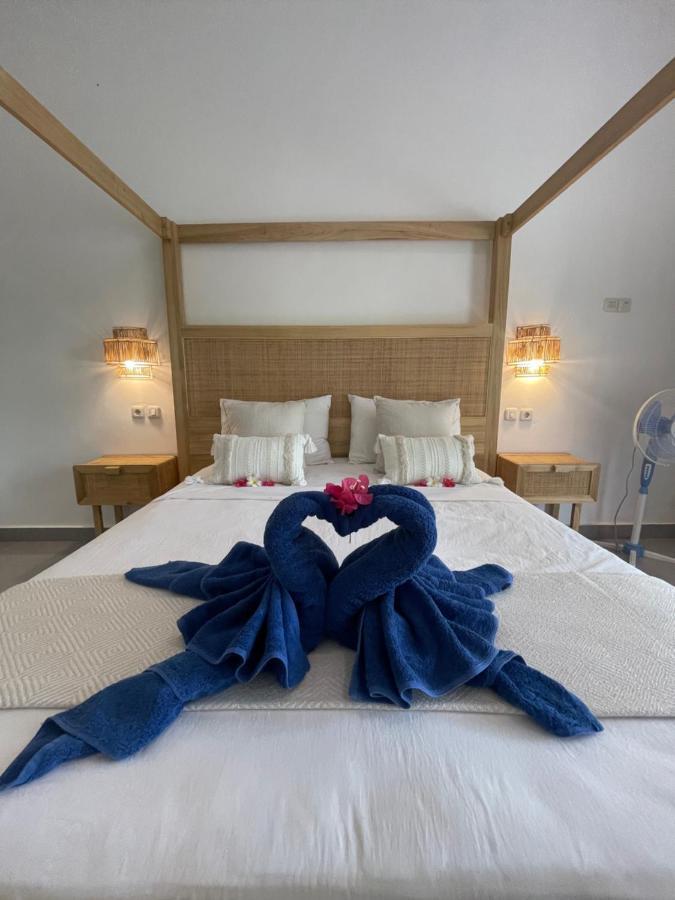 Blue Emocean Dive Resort Moyo Island Экстерьер фото